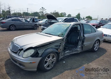 2005 Mercedes-Benz E 500 4Matic из США, поврежденный, VIN WDBUF83J25X186785